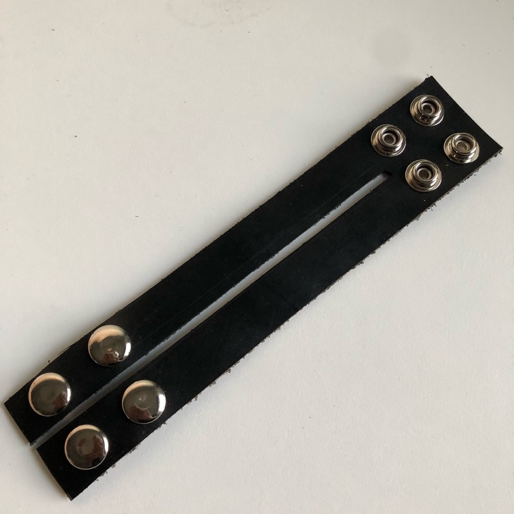 Handmade Leather bracelet (style: Flat)